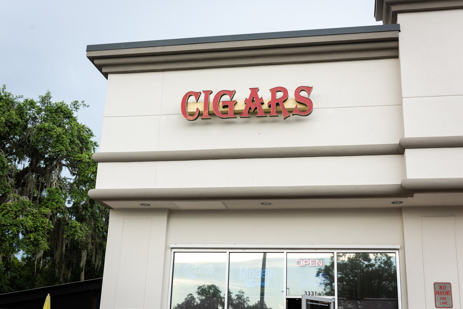 MC Cigar Shop and Lounge photo 7