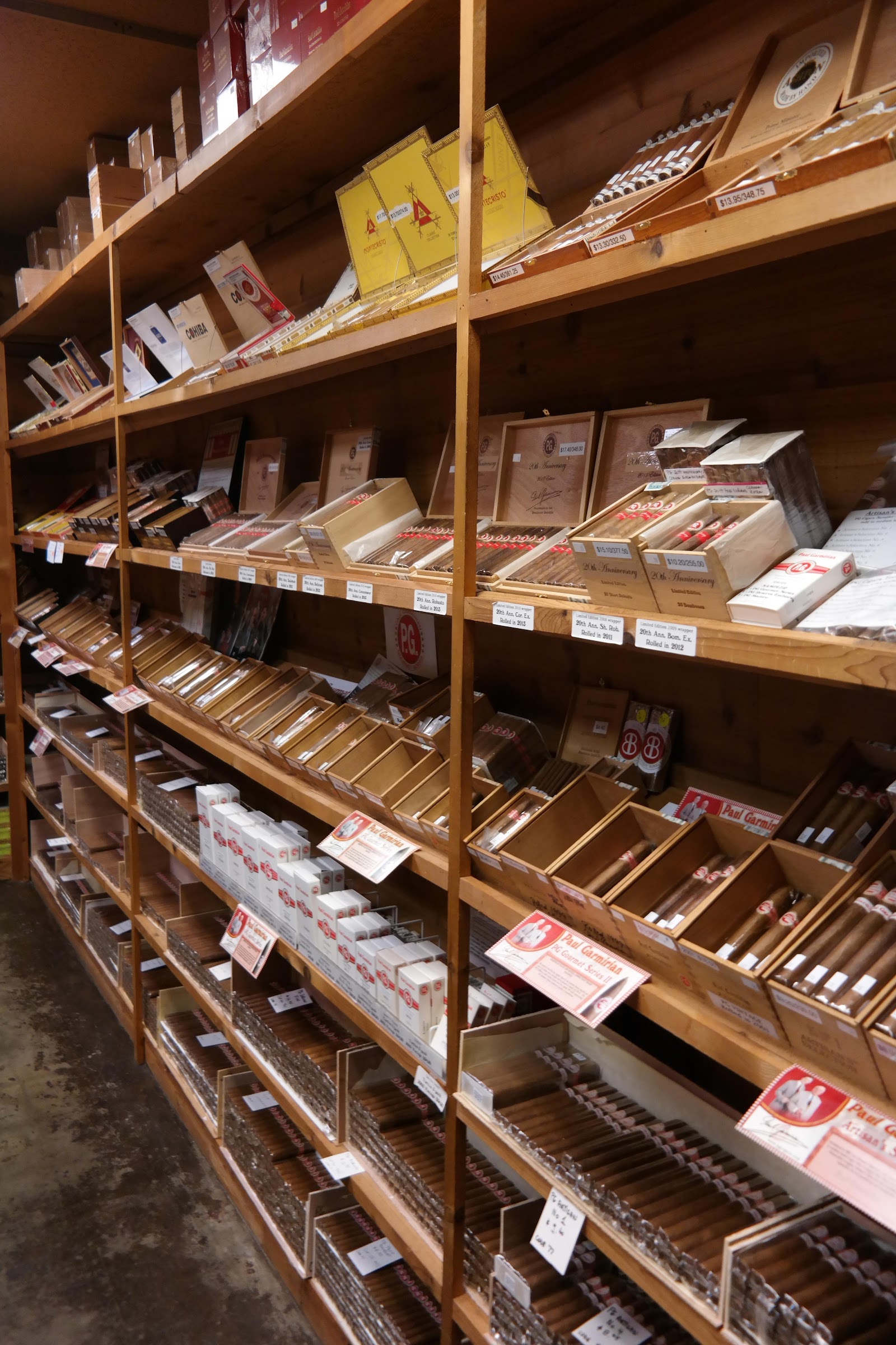 McLean Cigars PG Boutique photo 3