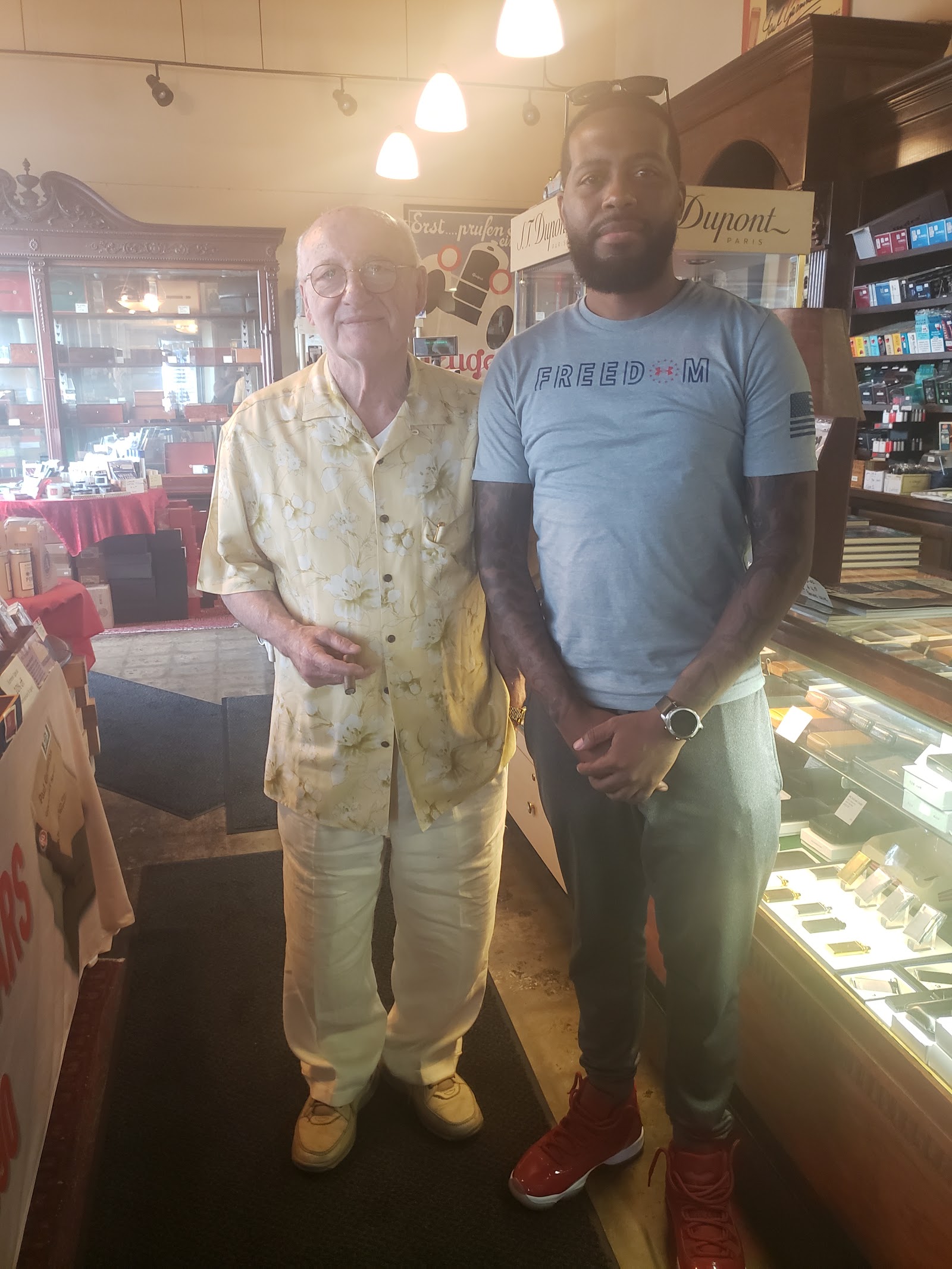 McLean Cigars PG Boutique photo 8