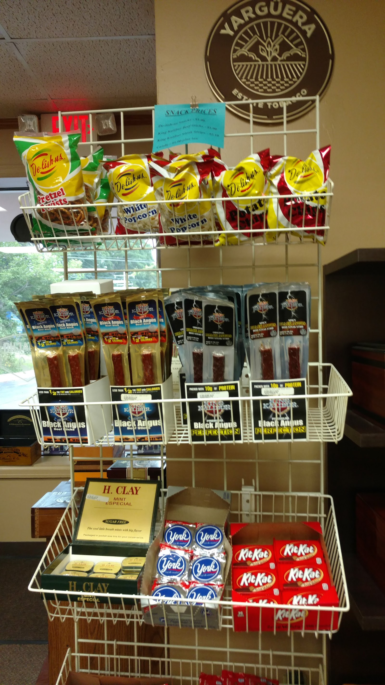Metro Cigars, LLC - Brookfield, WI photo 7