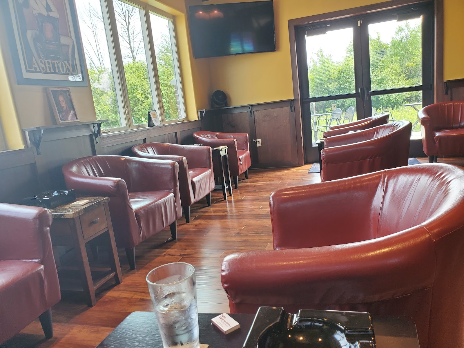 Metro Cigars, LLC photo 3