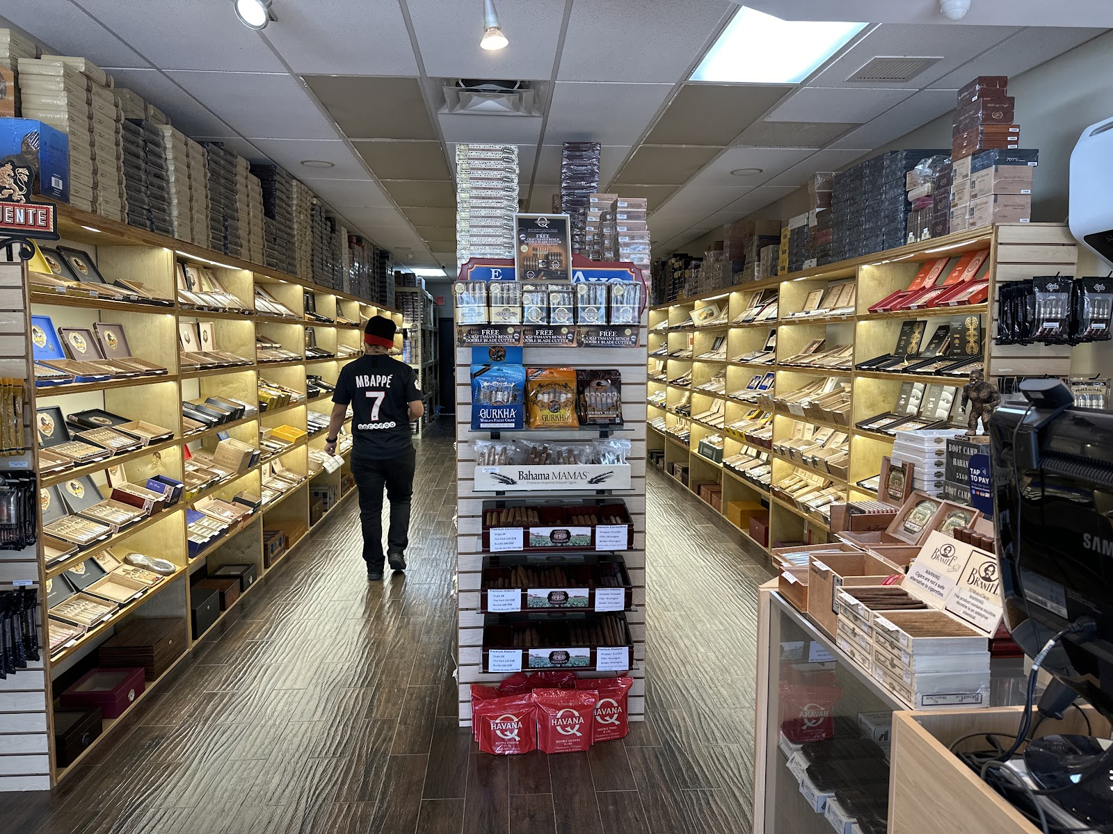 Miami Humidor photo 2