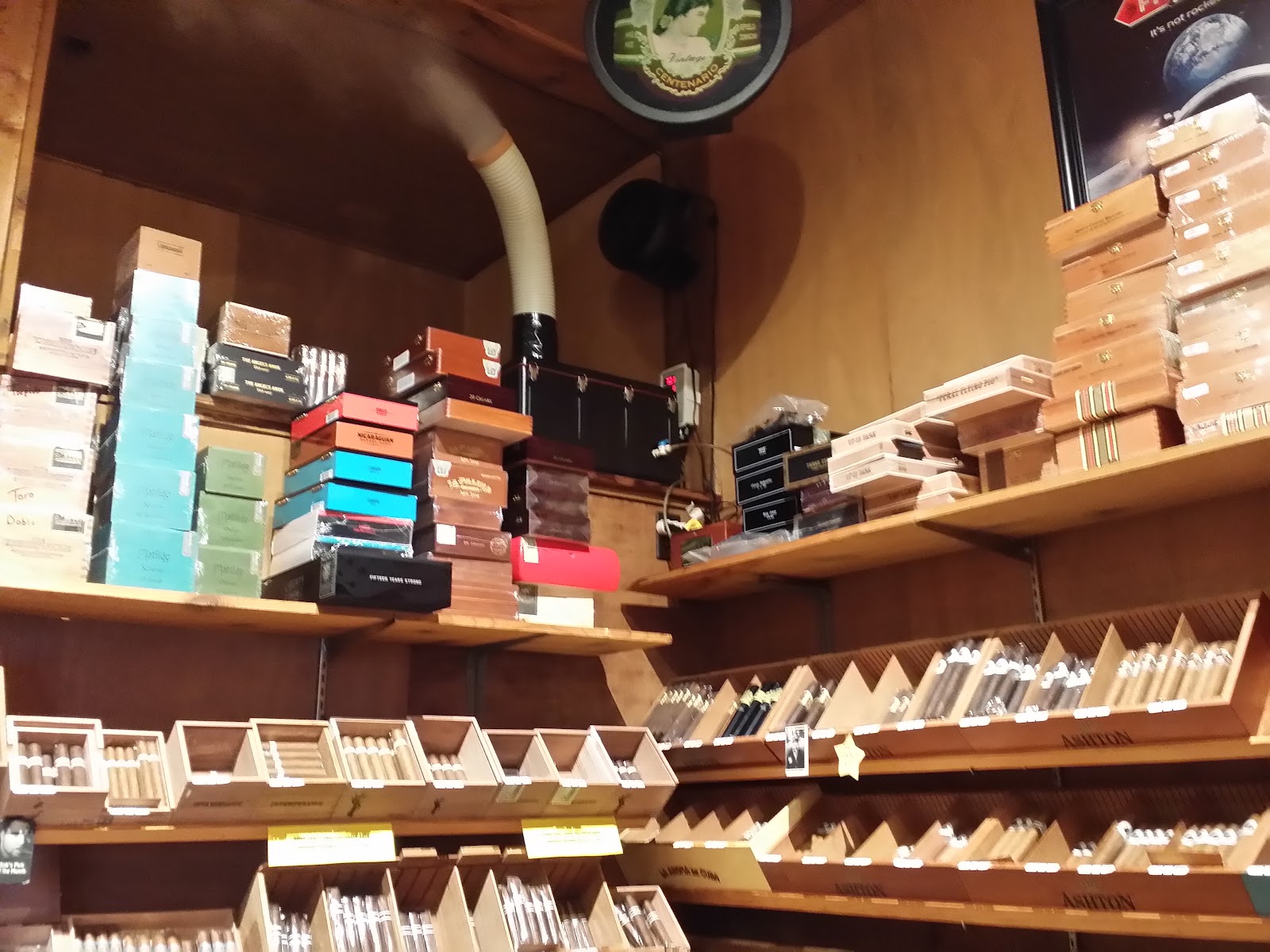 Michaels Tobacco of Euless photo 9