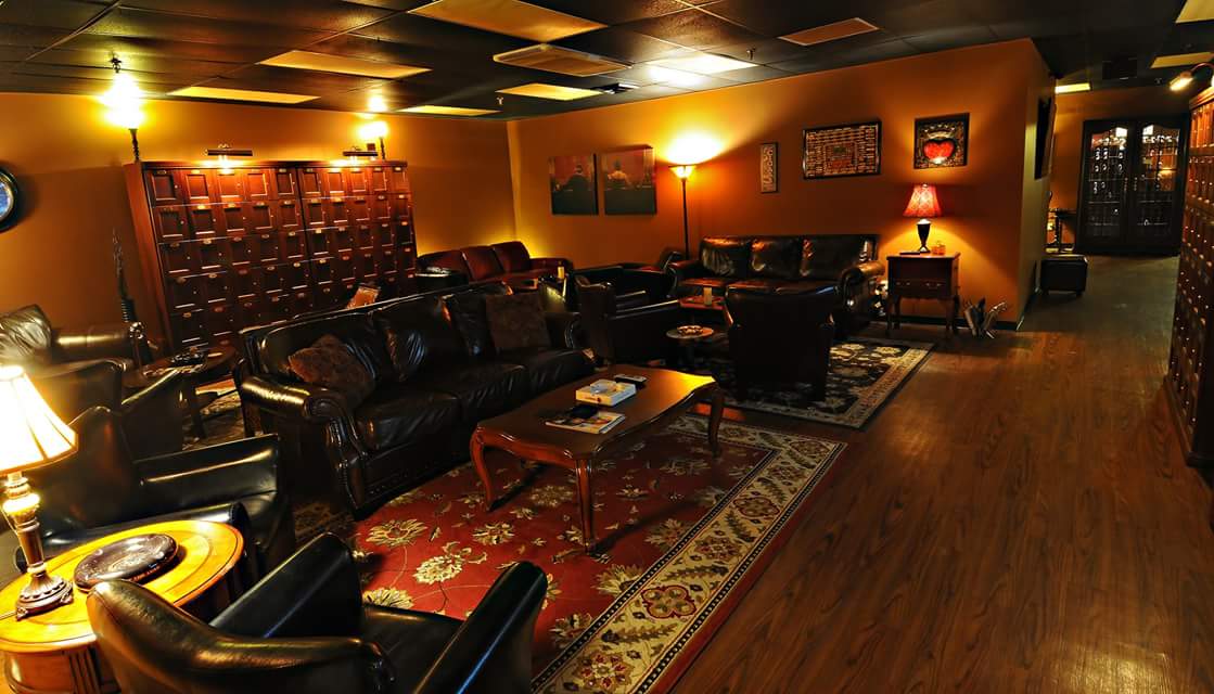 Mickey Blake's Cigars & Golf photo 8