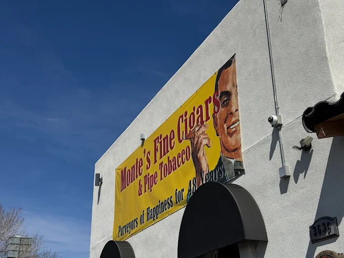 Monte's Cigars Shop photo 2