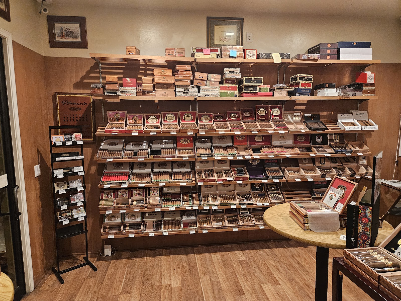 Morgan Hill Cigar Co. photo 9