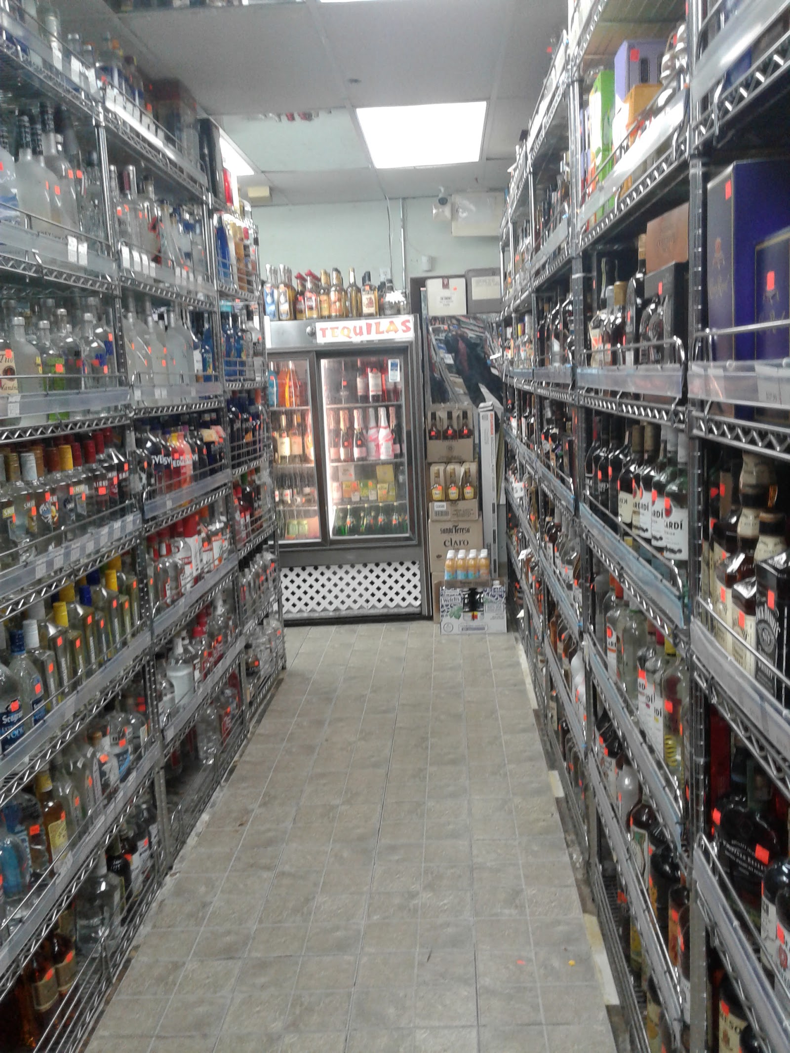 Mr. Liquors Cigars and Lounge photo 2