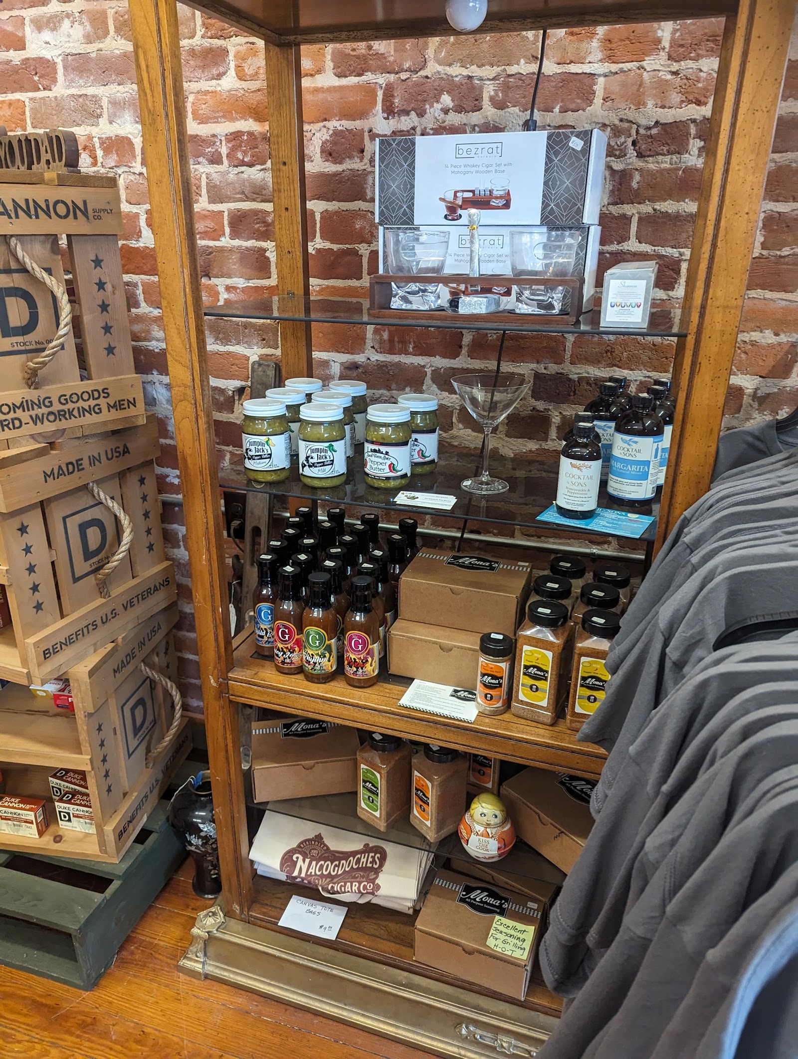 Nacogdoches Cigar Company photo 10