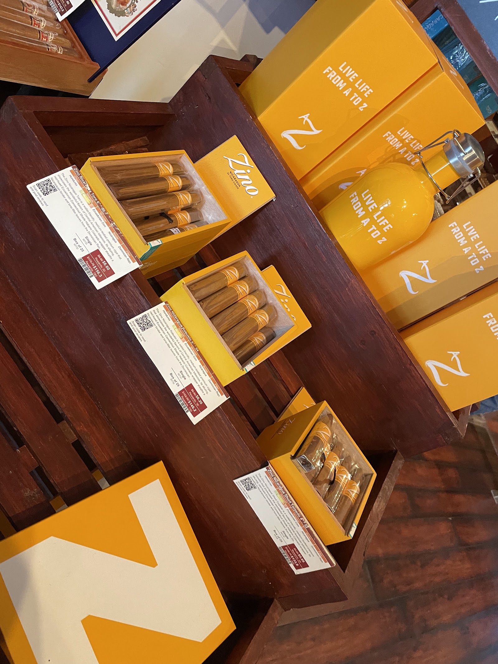 Neptune Cigar Superstore (HQ) photo 10