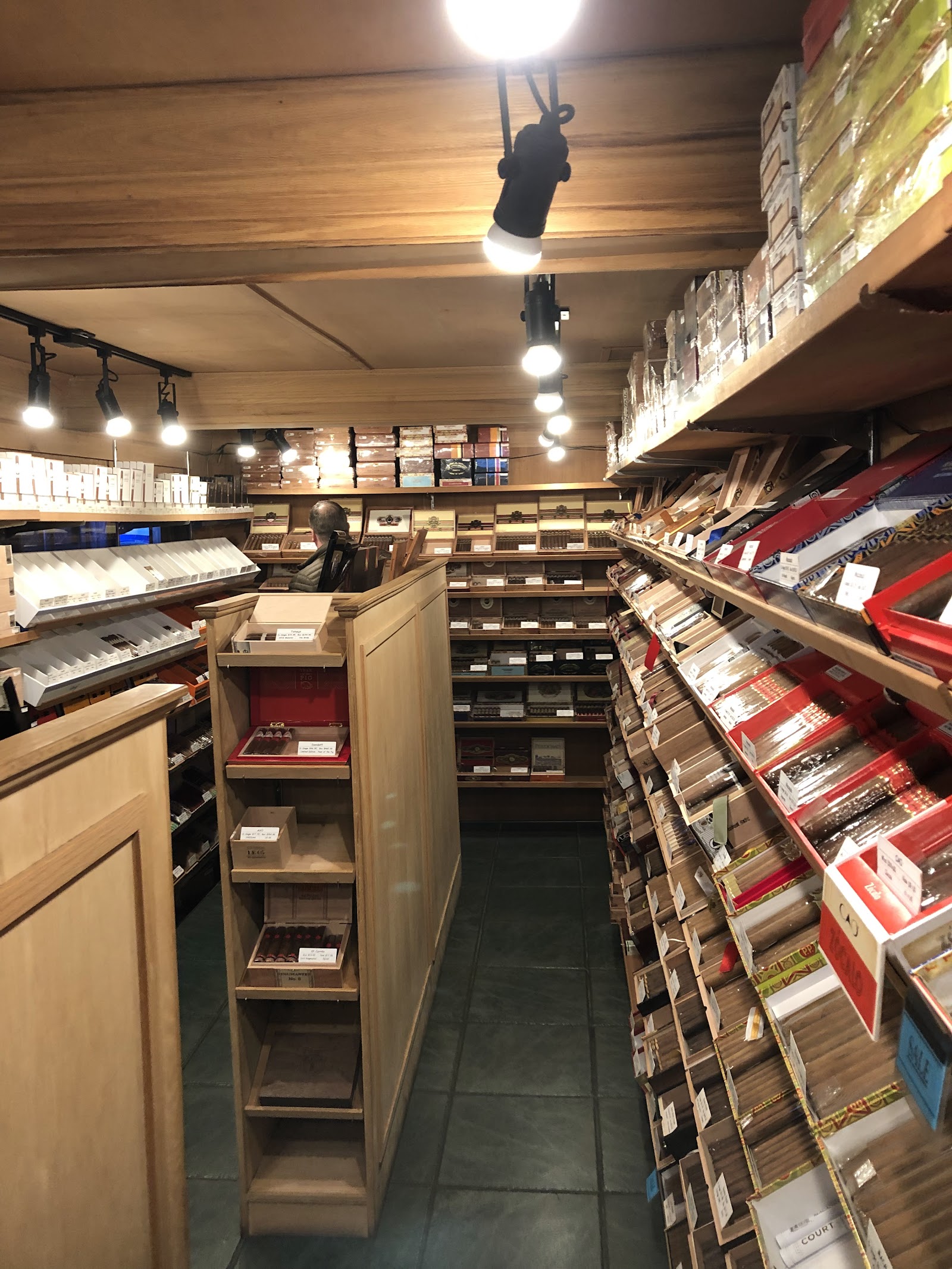 Neumann's Cigars & More (HQ) photo 3