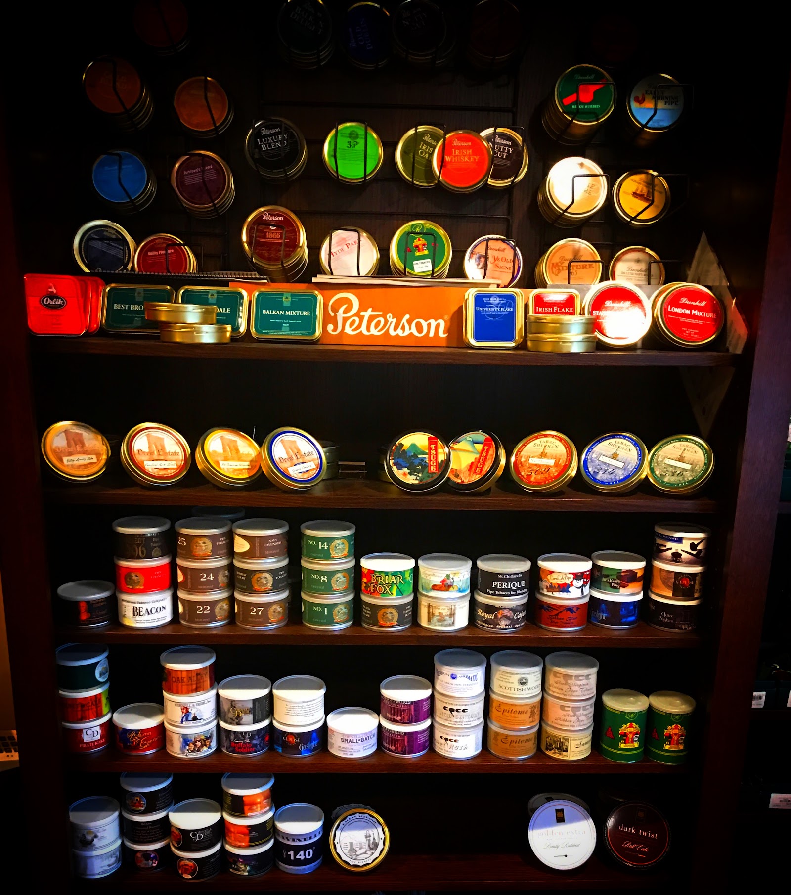 Neumann's Cigars & More - Long Grove, IL photo 4