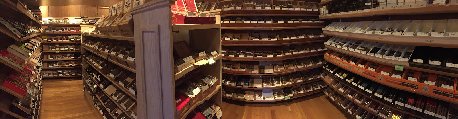 Neumann's Cigars & More - Long Grove, IL photo 10