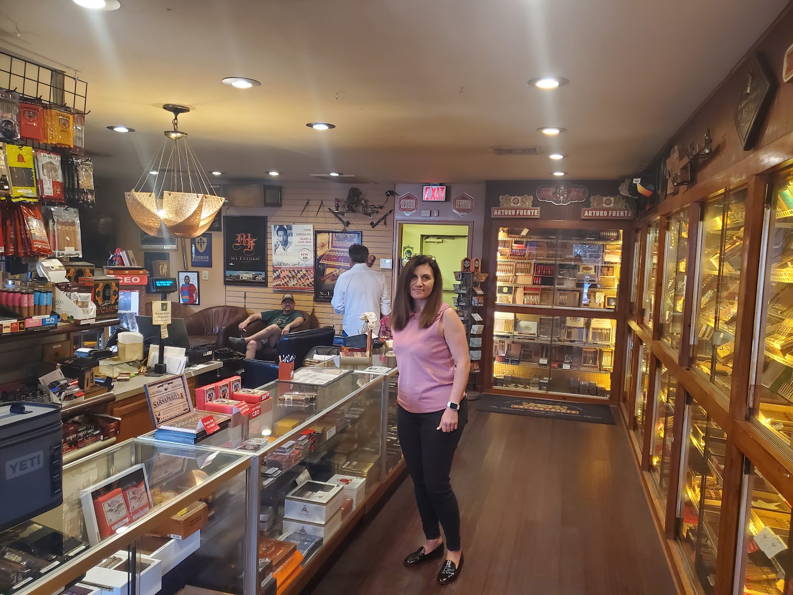New Tobacco Village photo 2