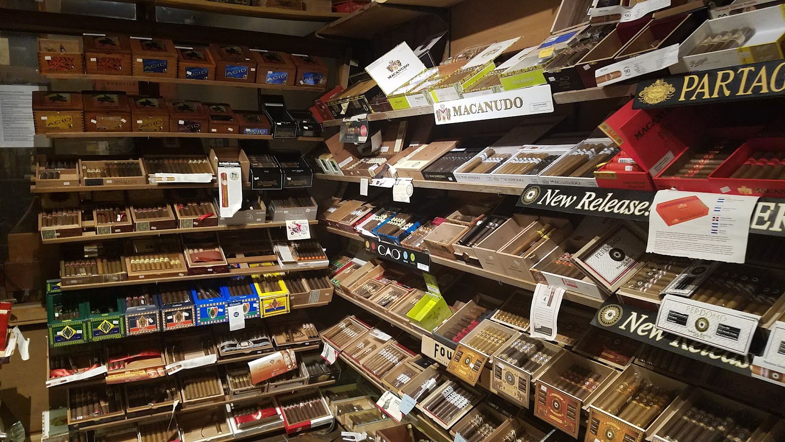 Nice Ash Cigar Bar photo 6