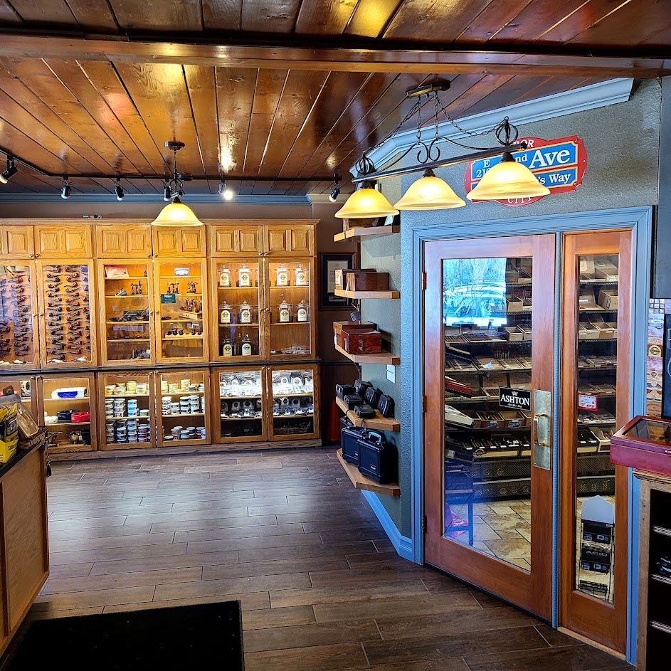 Nolan's Cigar Bar, LLC photo 5