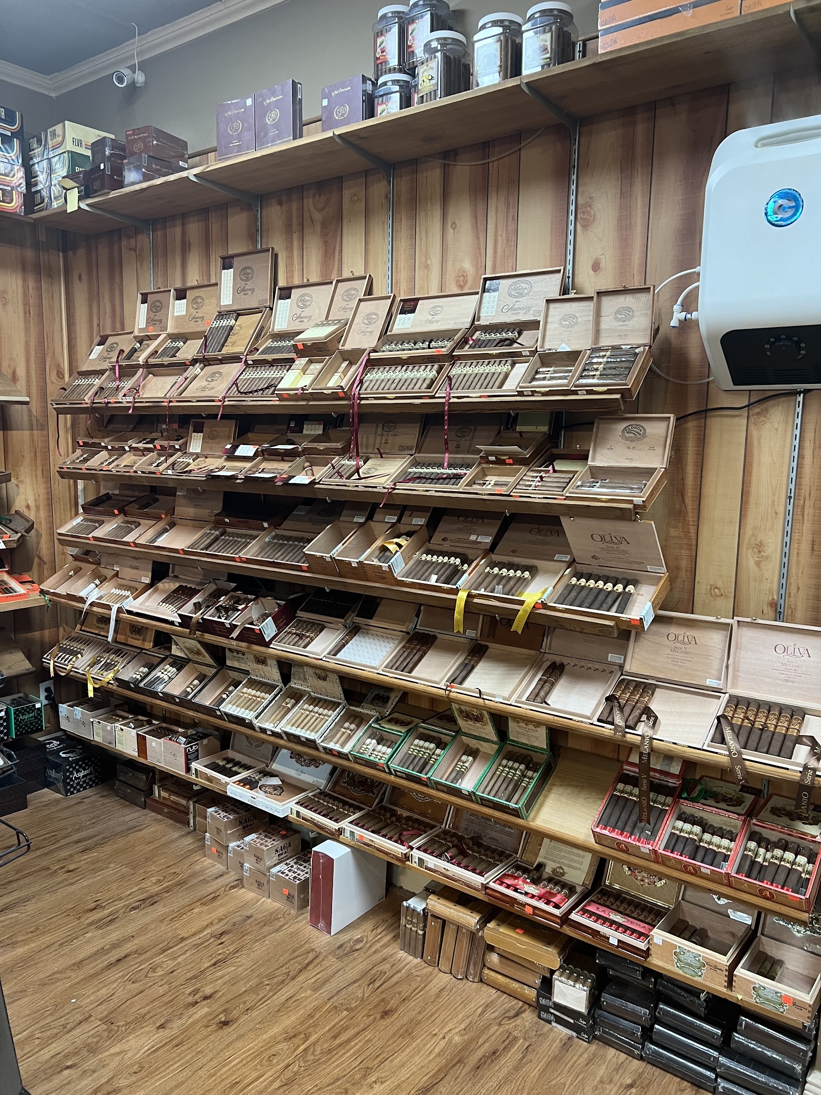 Ol' Times Cigars - Clermont photo 2