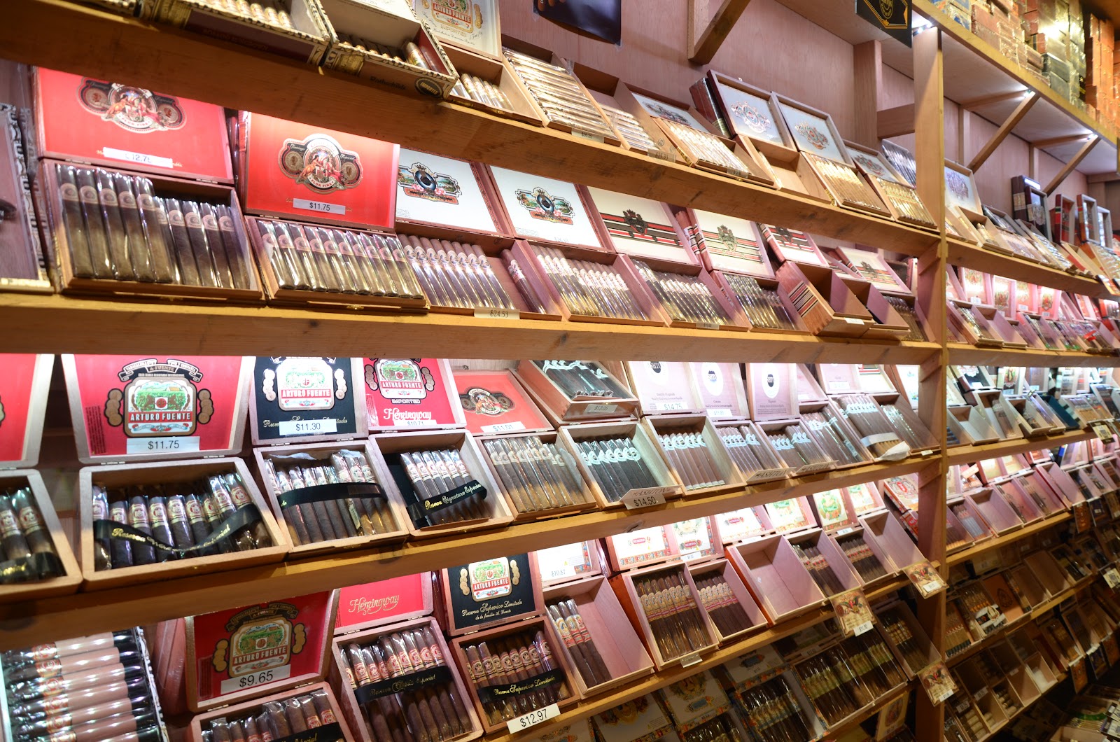 Pap's Cigar Co photo 4
