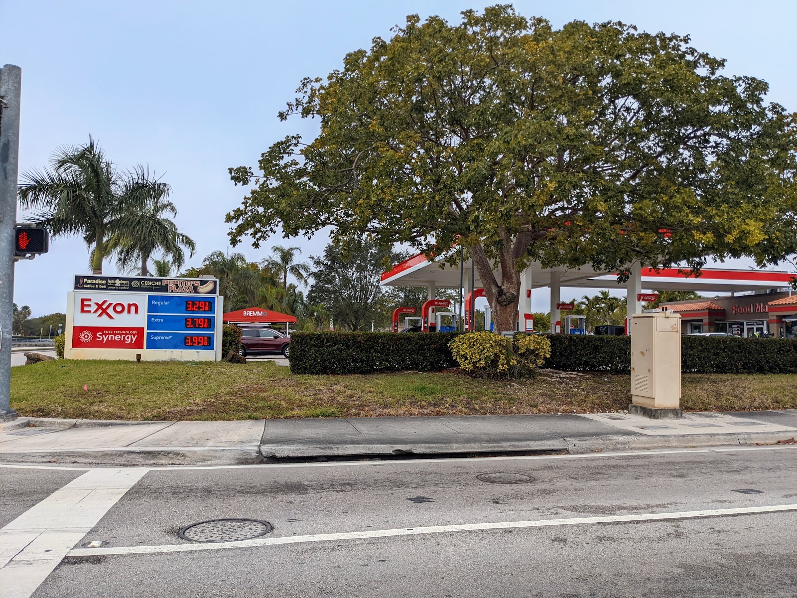 Paradise Exxon photo 6