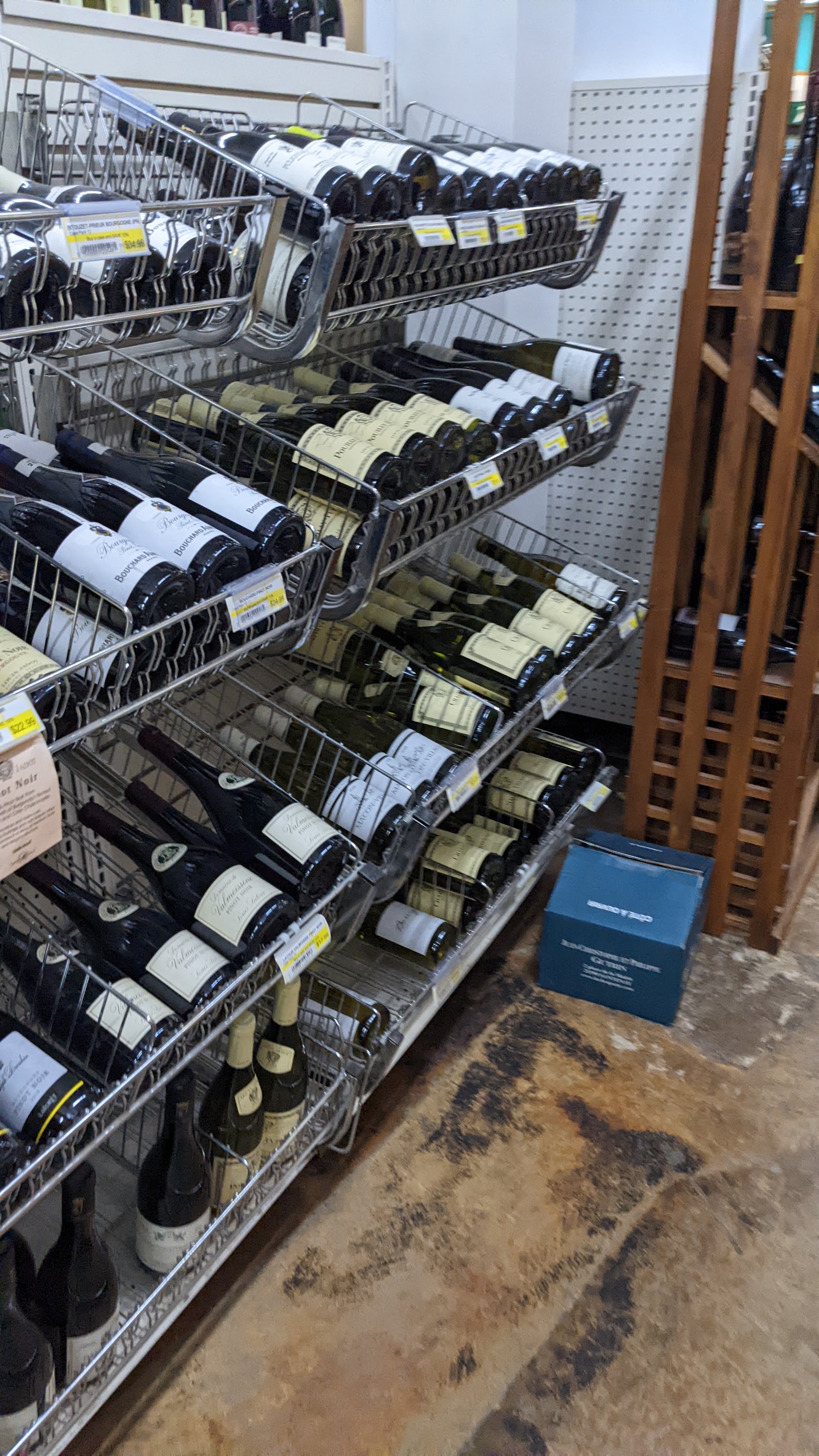 Party Town Liquors, Inc. photo 4