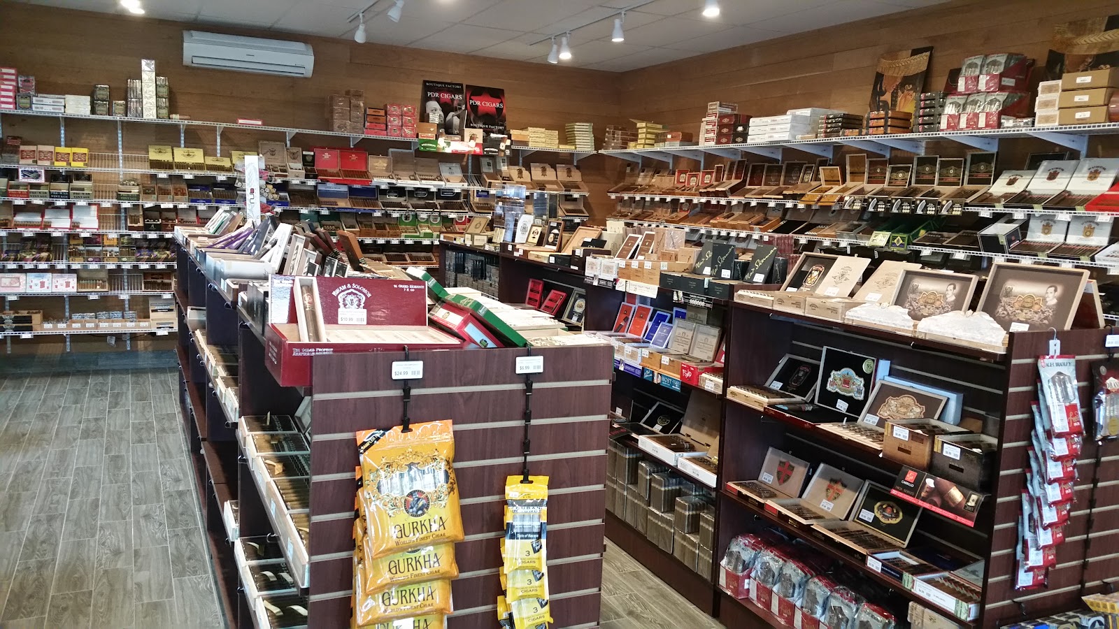 Pasadena Tobacco & Cigars photo 2