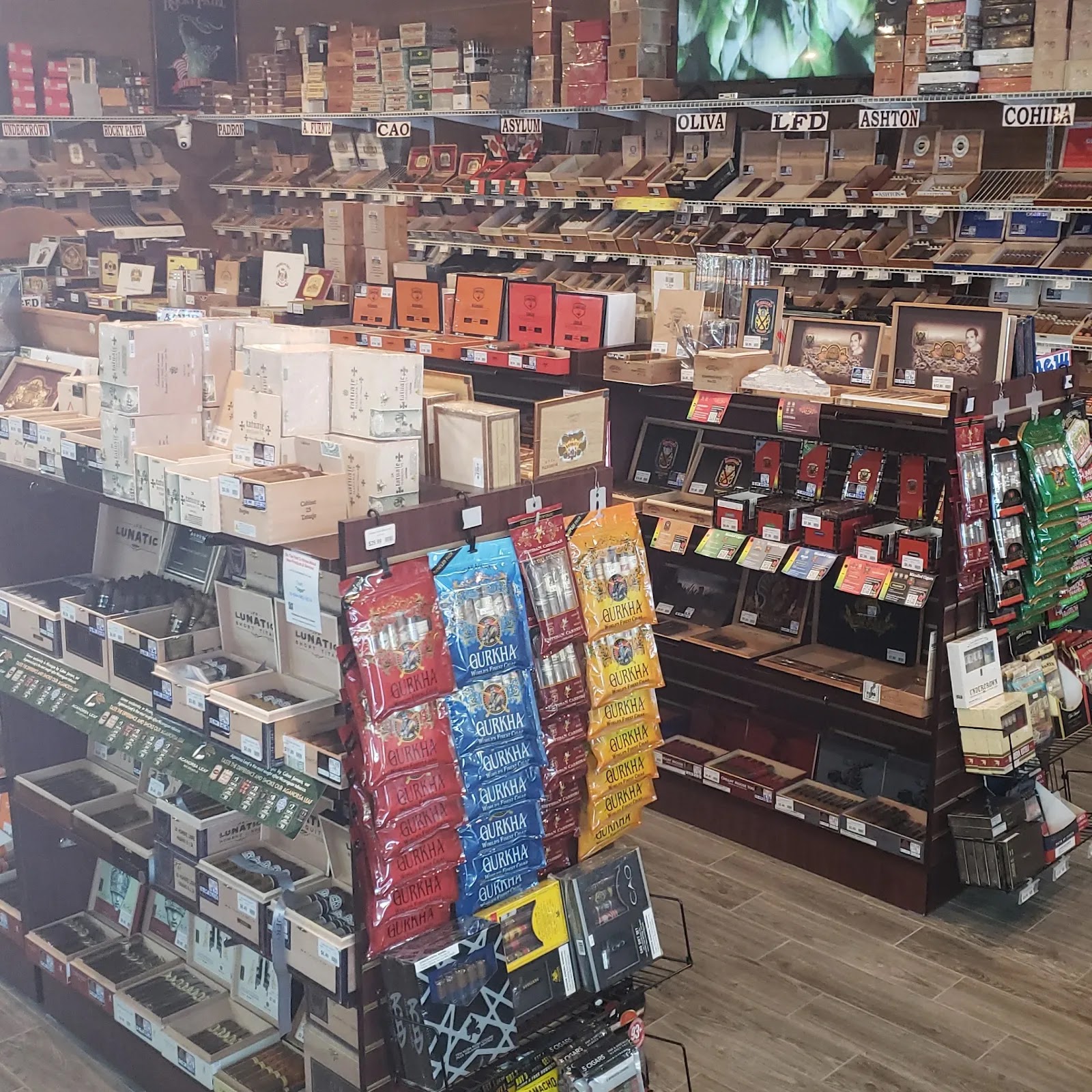 Pasadena Tobacco & Cigars photo 5