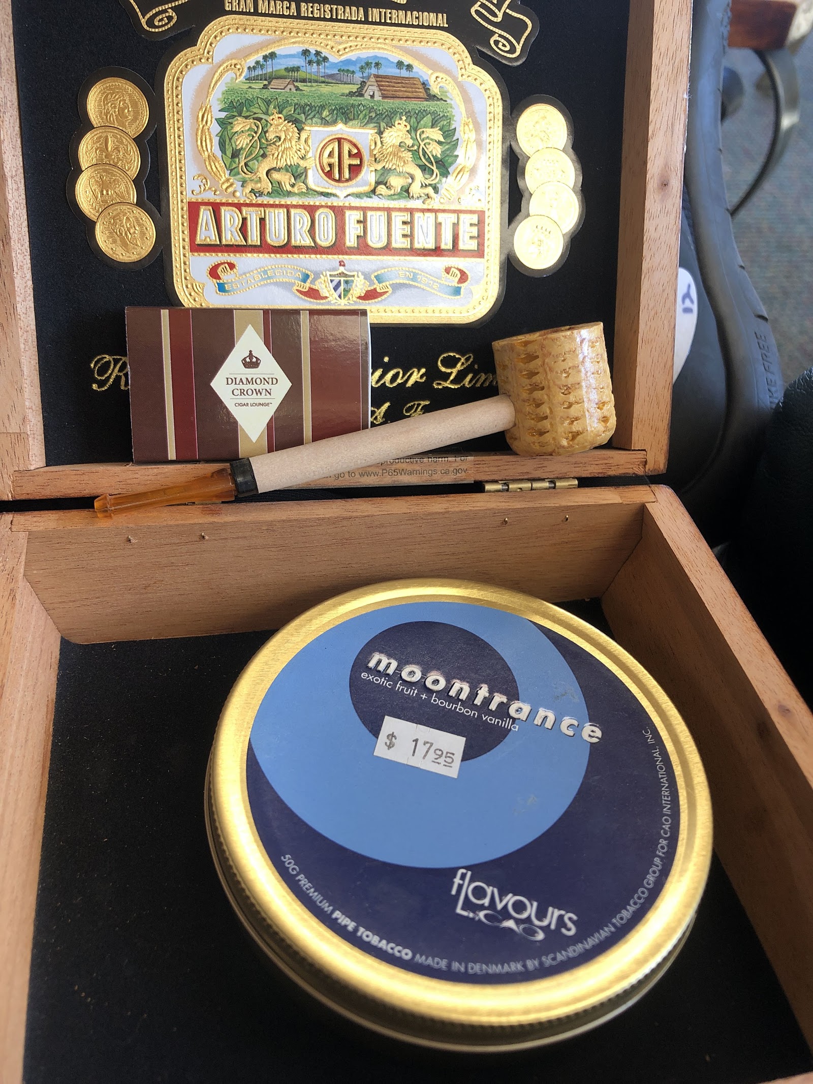 Paul's Cigars (HQ) photo 9