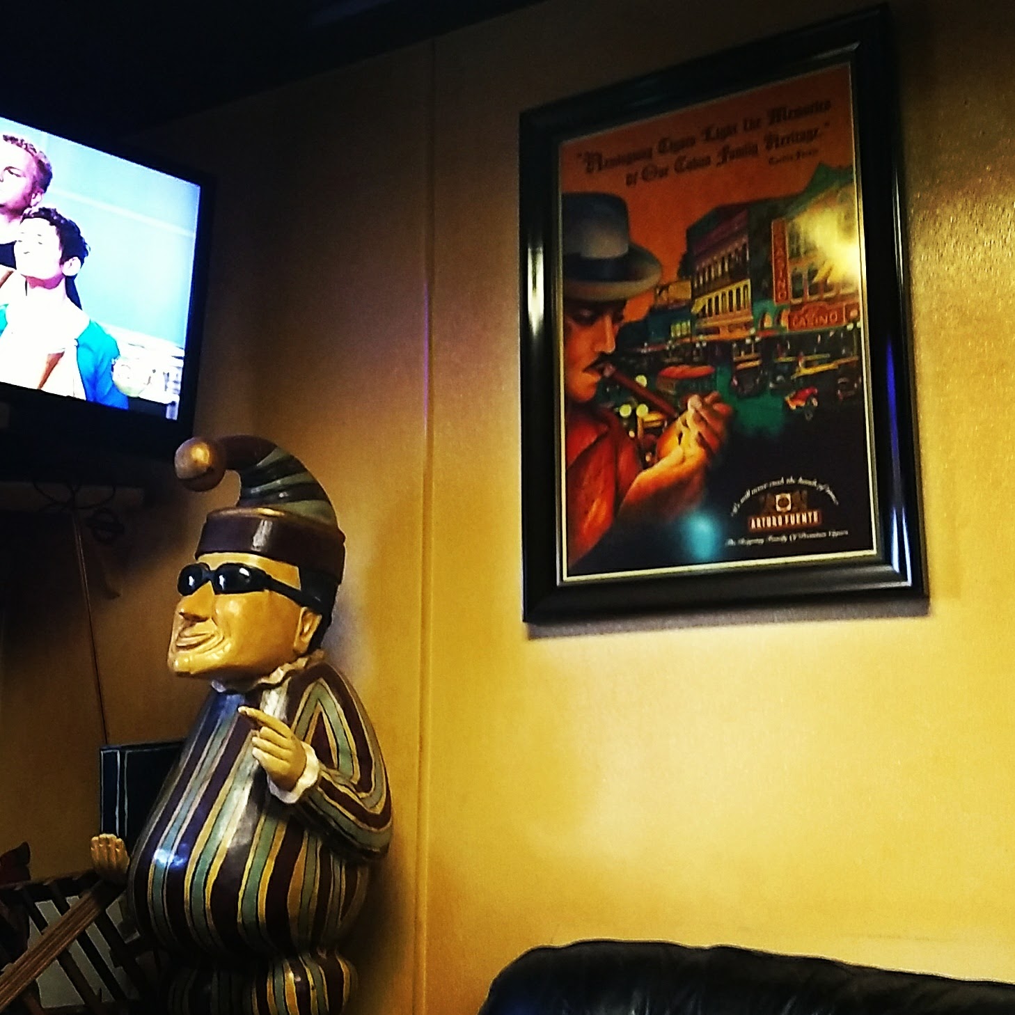 Paul's Cigars (HQ) photo 10