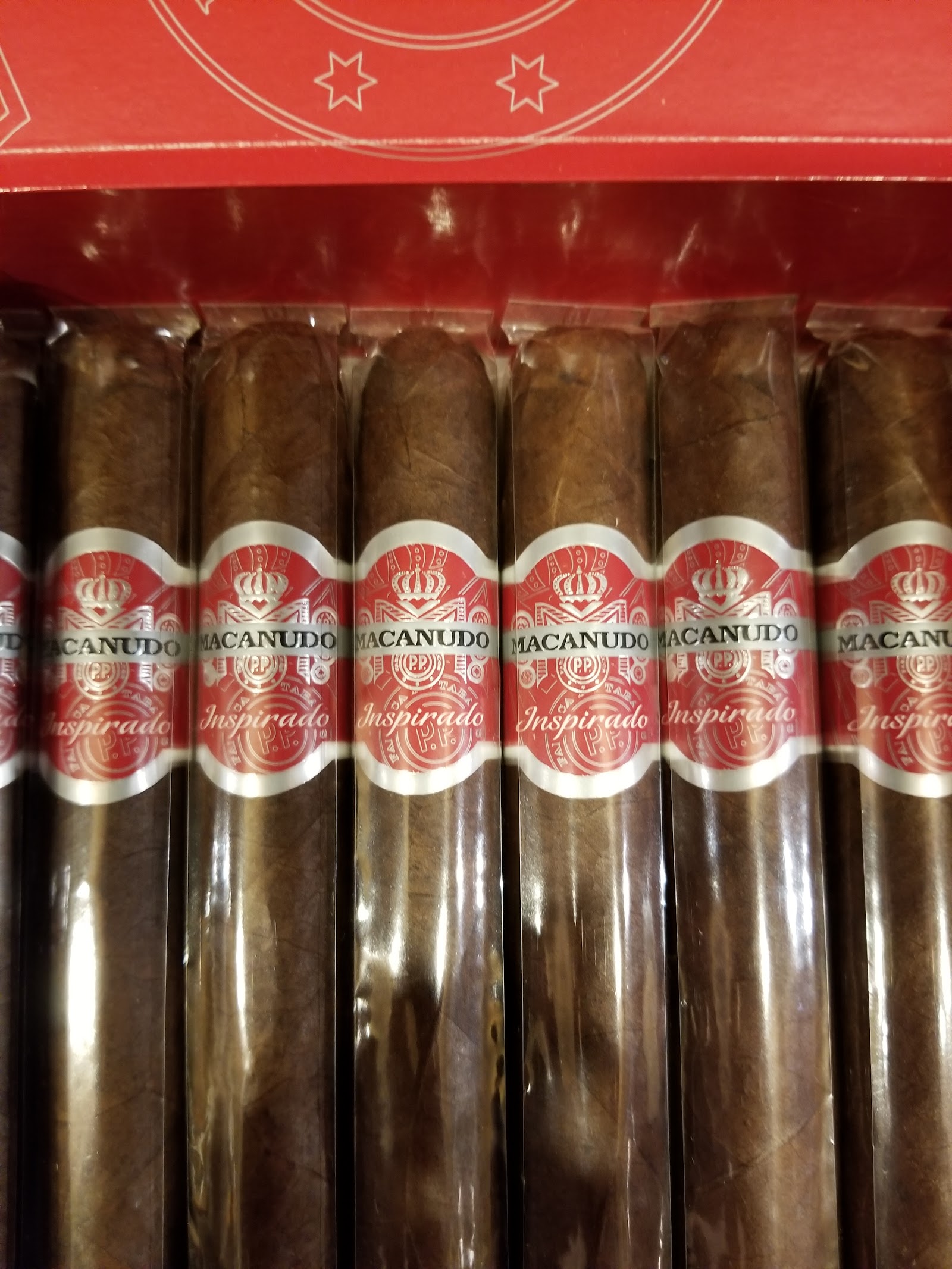 Perfect Blend Fine Cigars photo 3