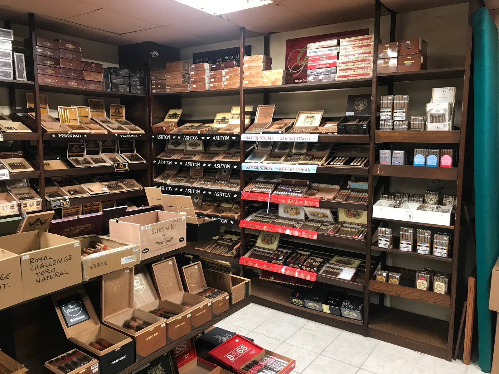 Philadelphia Cigar & Tobacco Company (HQ) photo 5