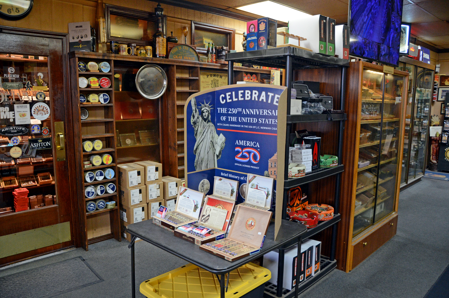 Pipe Puffer Smoke Shop photo 7