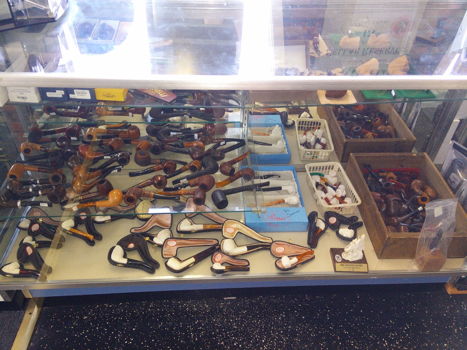 Pipes Ltd. Cigar Hut photo 3