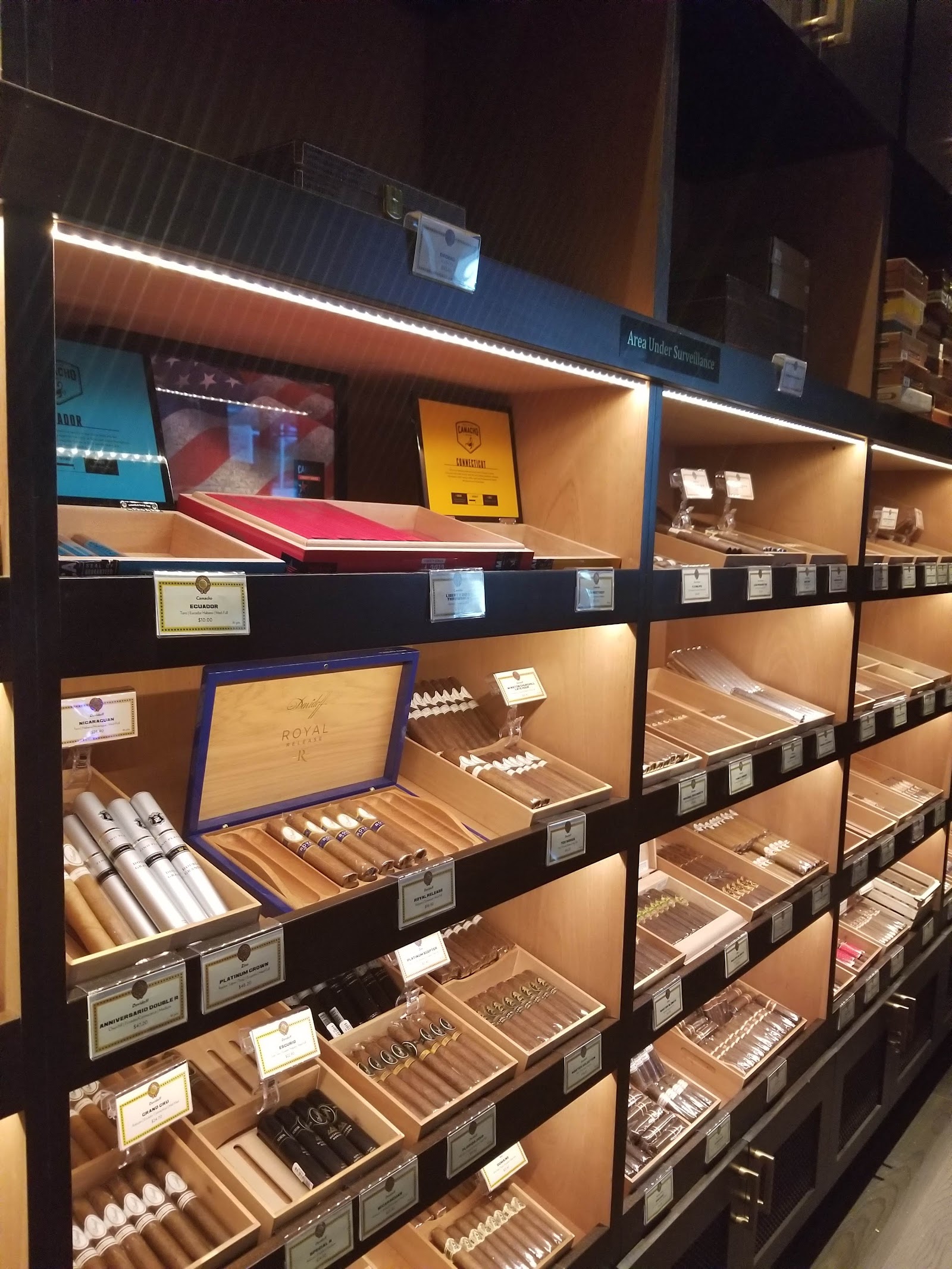 Pivat Cigar Lounge Agua Caliente Casino Resort SP photo 8