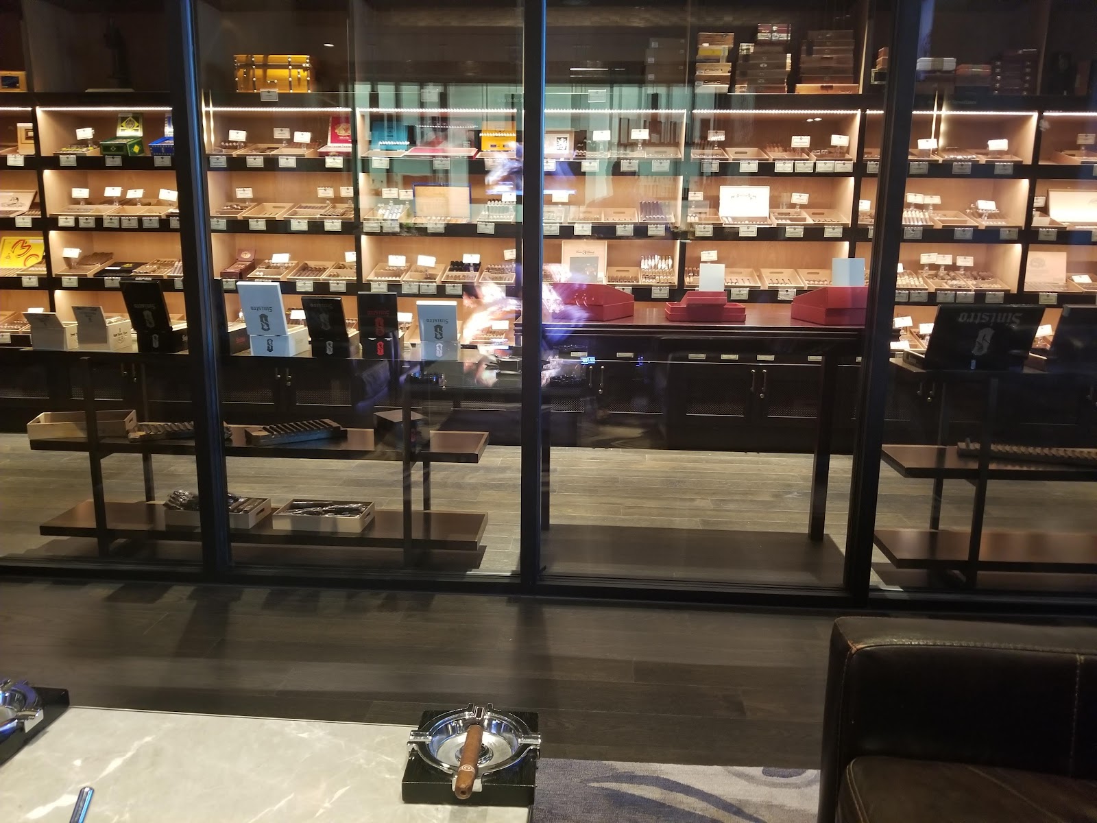 Pivat Cigar Lounge Agua Caliente Casino Resort SP photo 9