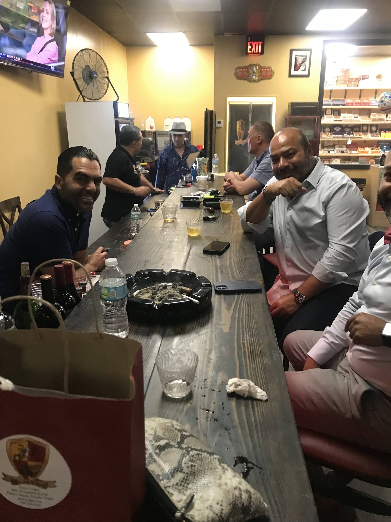 Puro's Cigars photo 6