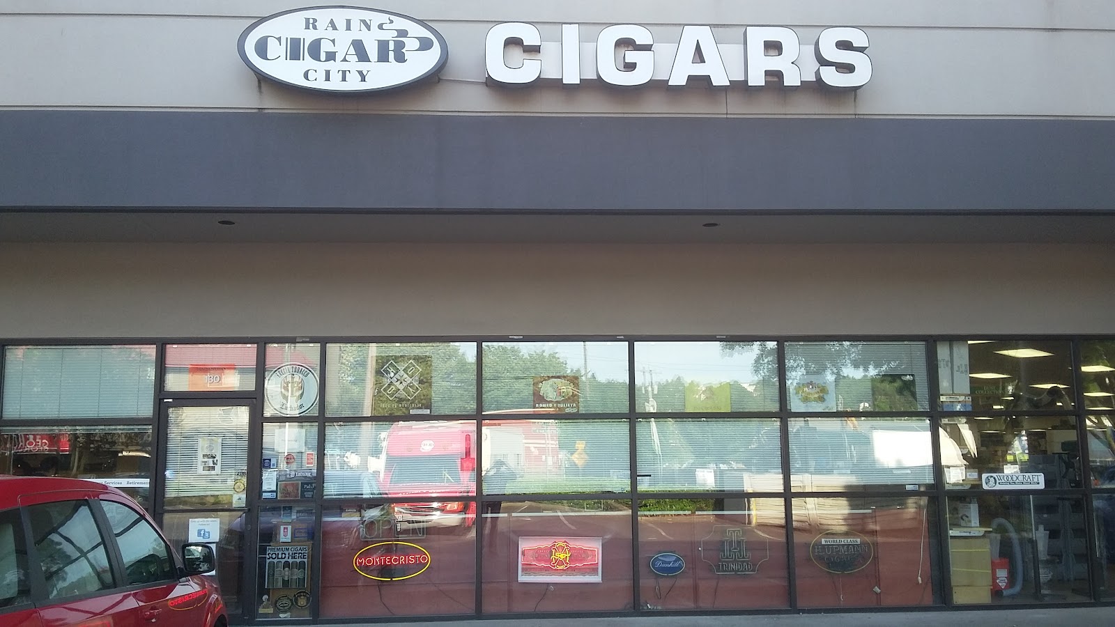 Rain City Cigar (HQ) photo 4