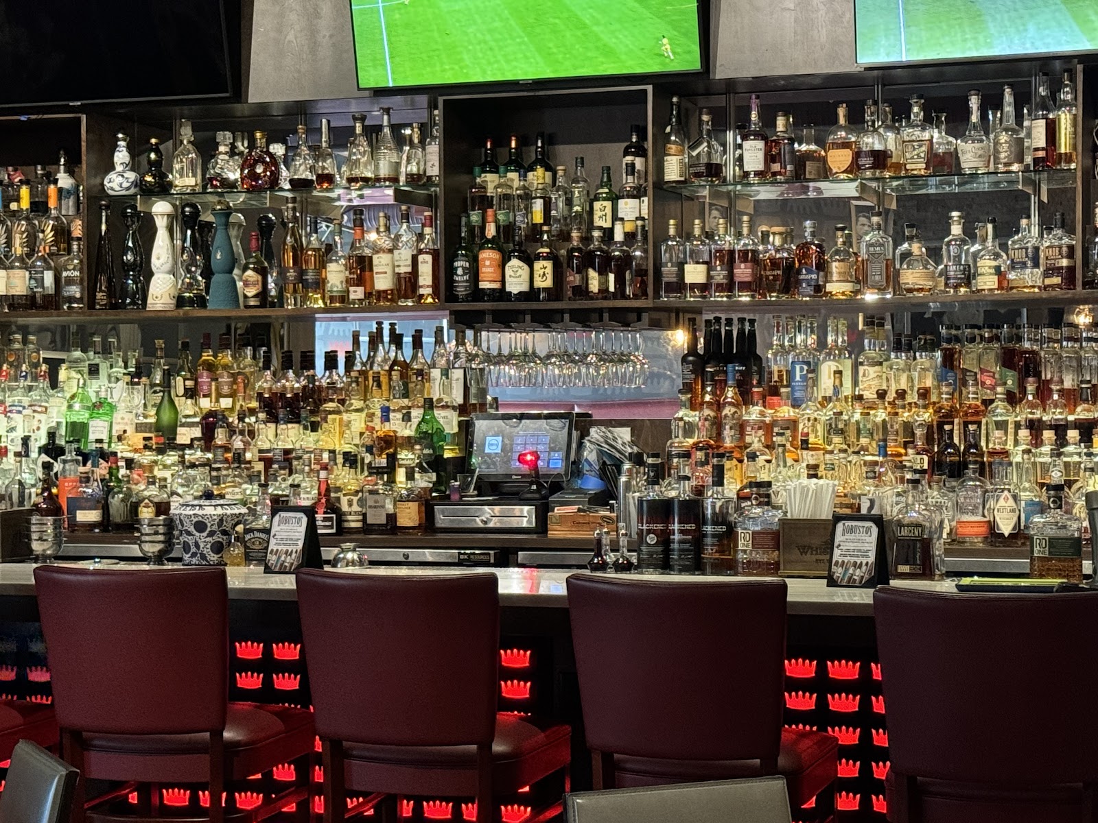 Rare Co dba Robusto's Cigar Bar and Bistro (HQ) photo 7