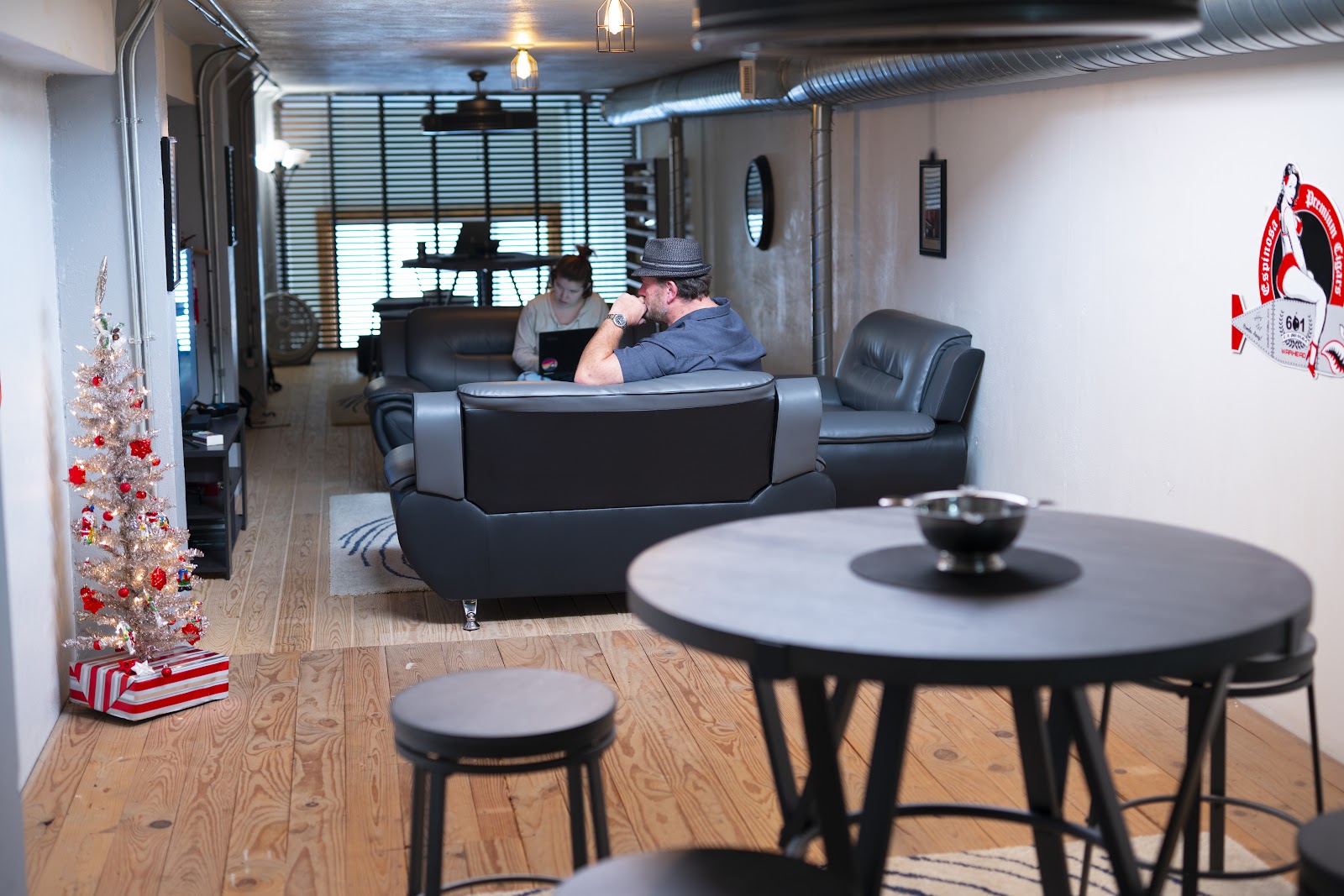 Red Cap Cigar Lounge photo 5
