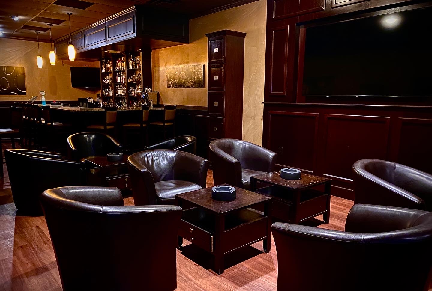 Regency Cigar Emporium photo 4