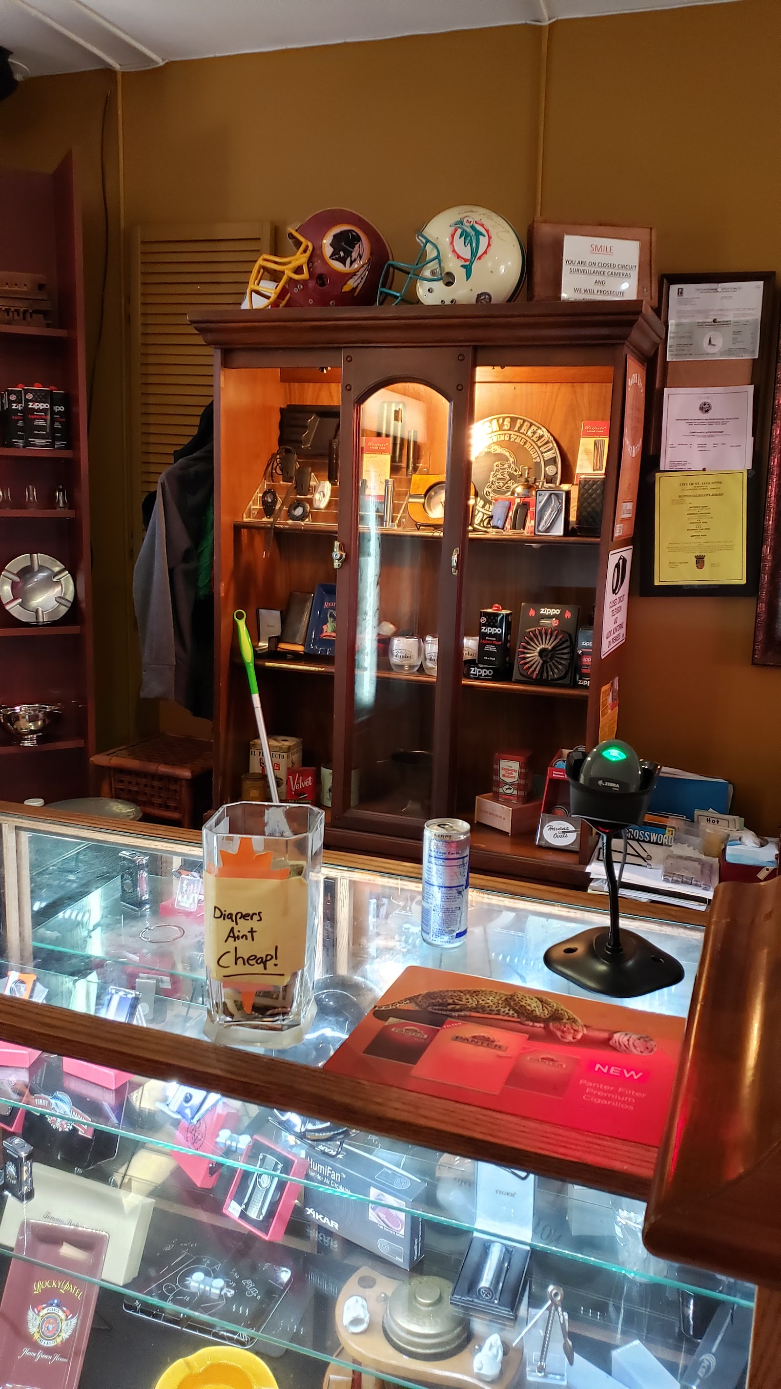 Reiss Family Holdings LLC dba Stogies Smoke Shop photo 4