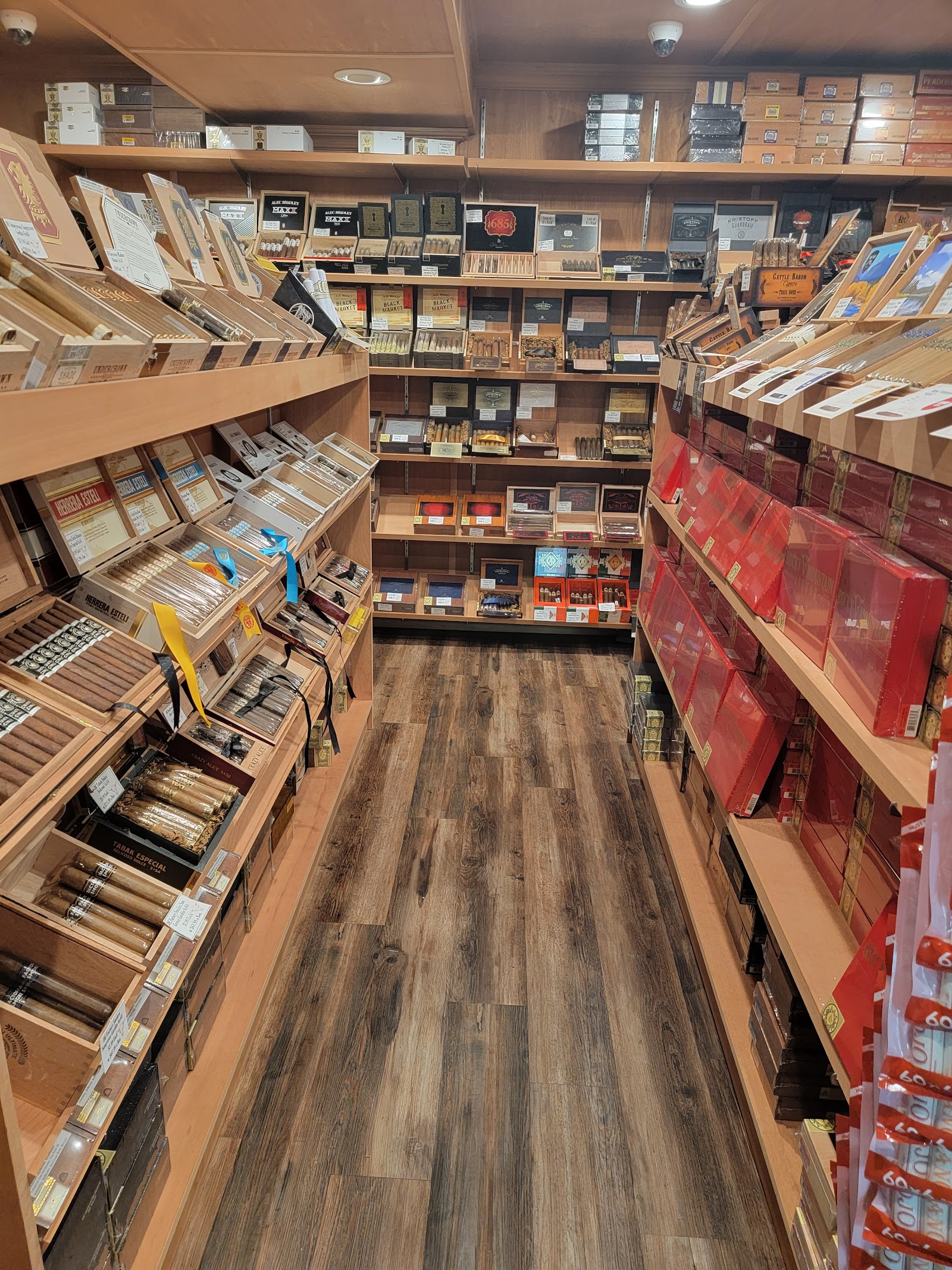 Rocky Mountain Liquor photo 3