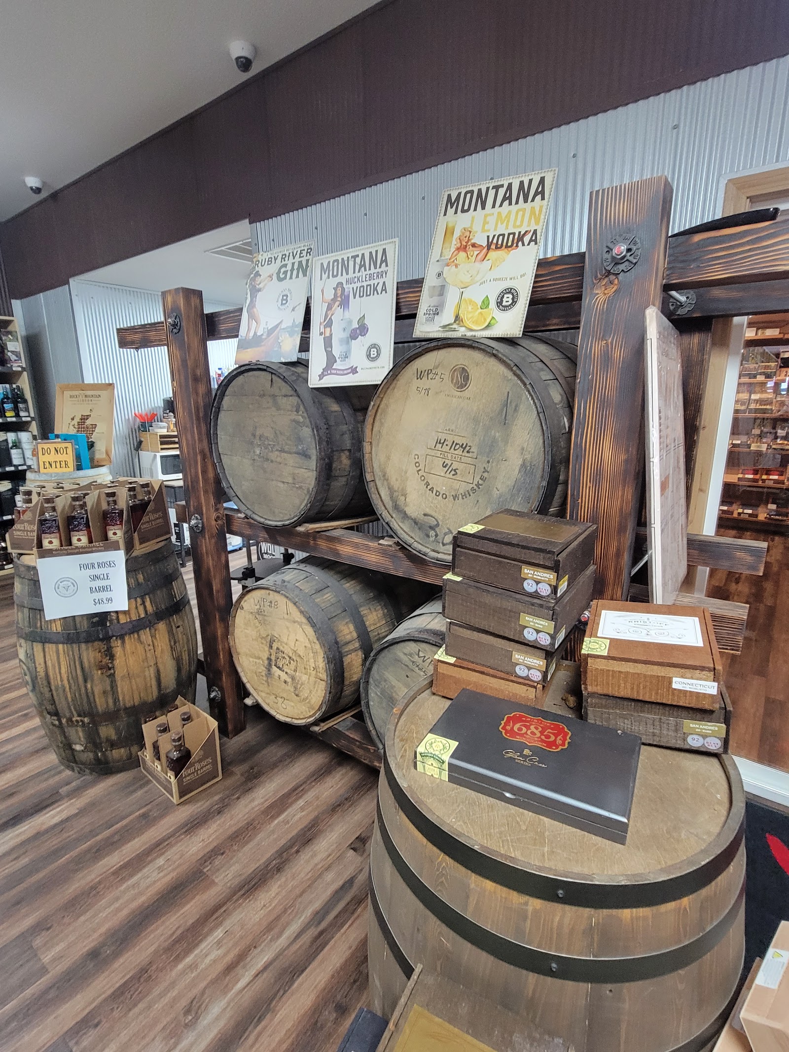 Rocky Mountain Liquor photo 10