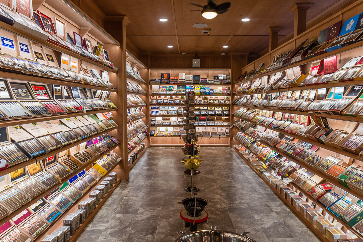 Roll N' Smoke photo 5