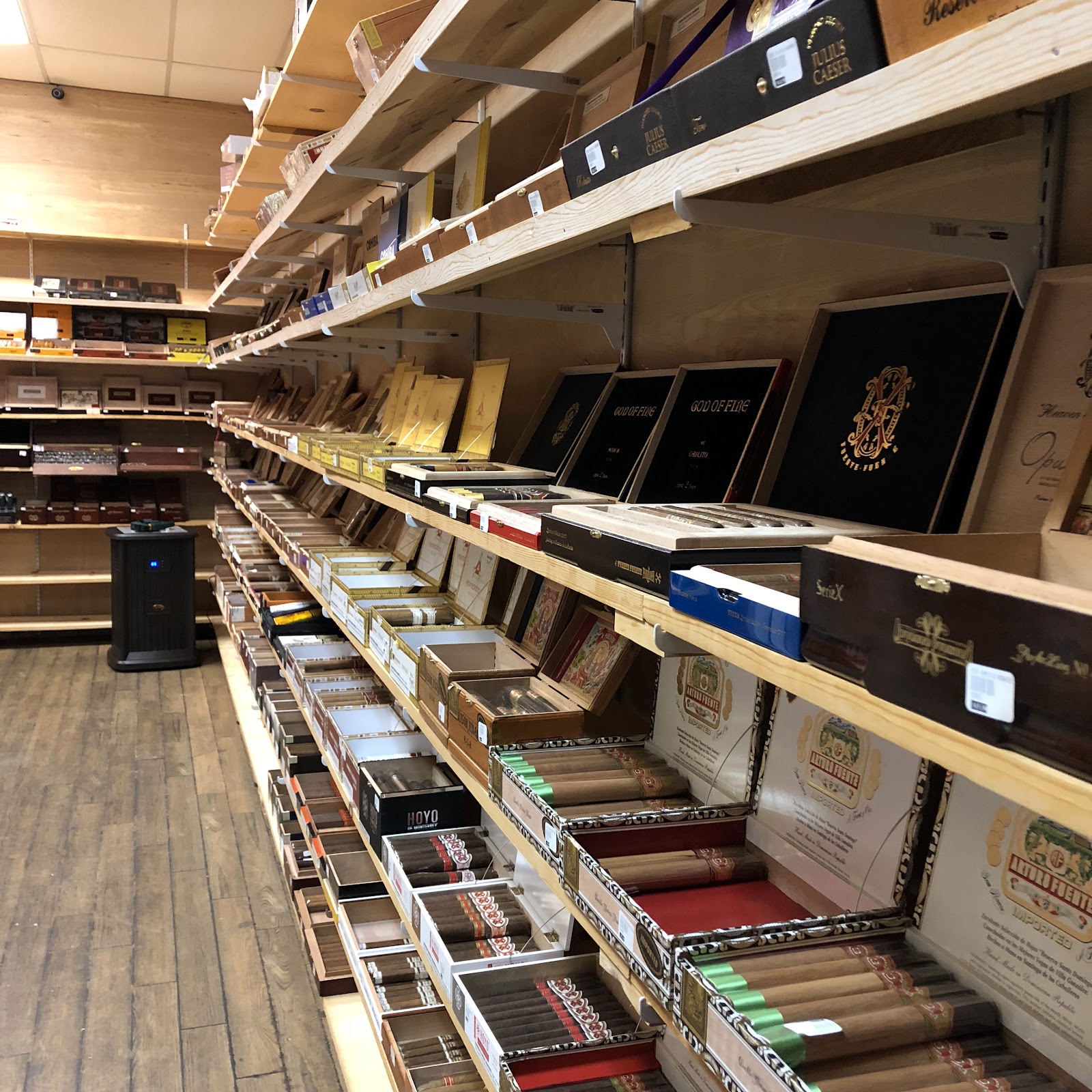 Route 7 Cigars photo 6