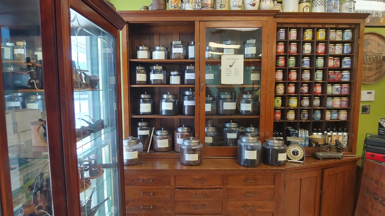 Roz's Cigar Emporium photo 8