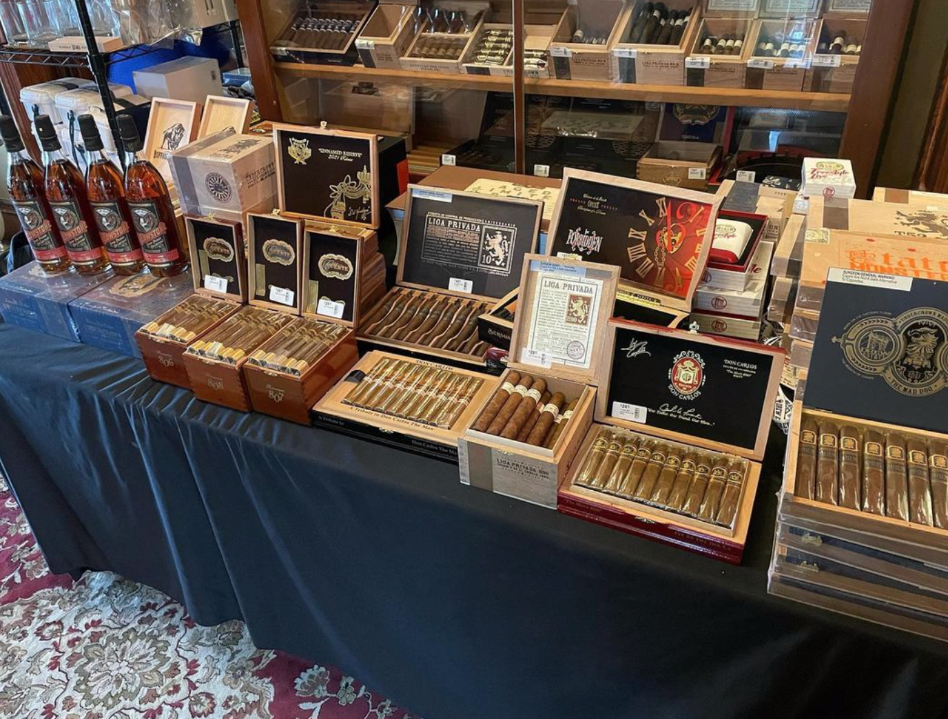 R&R Cigars photo 3