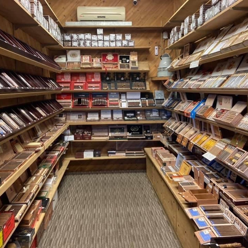 Ruiz Cigars photo 2