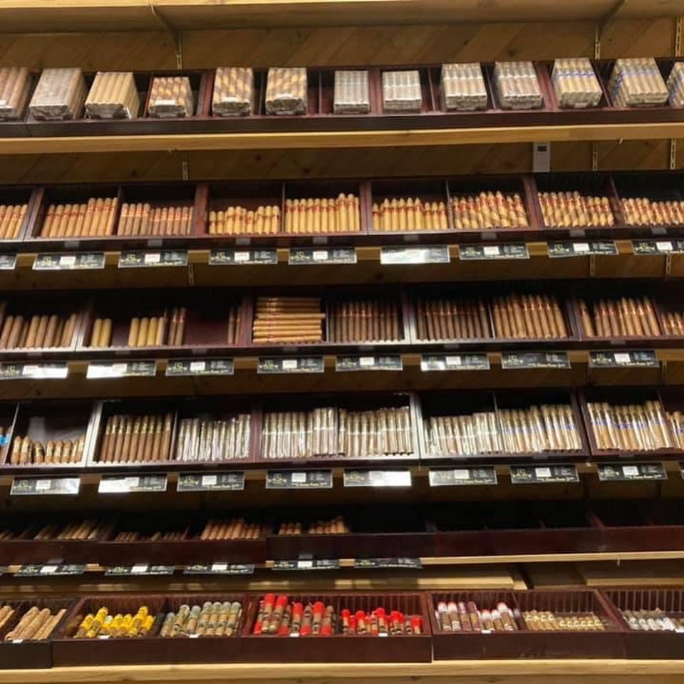 Ruiz Cigars photo 6