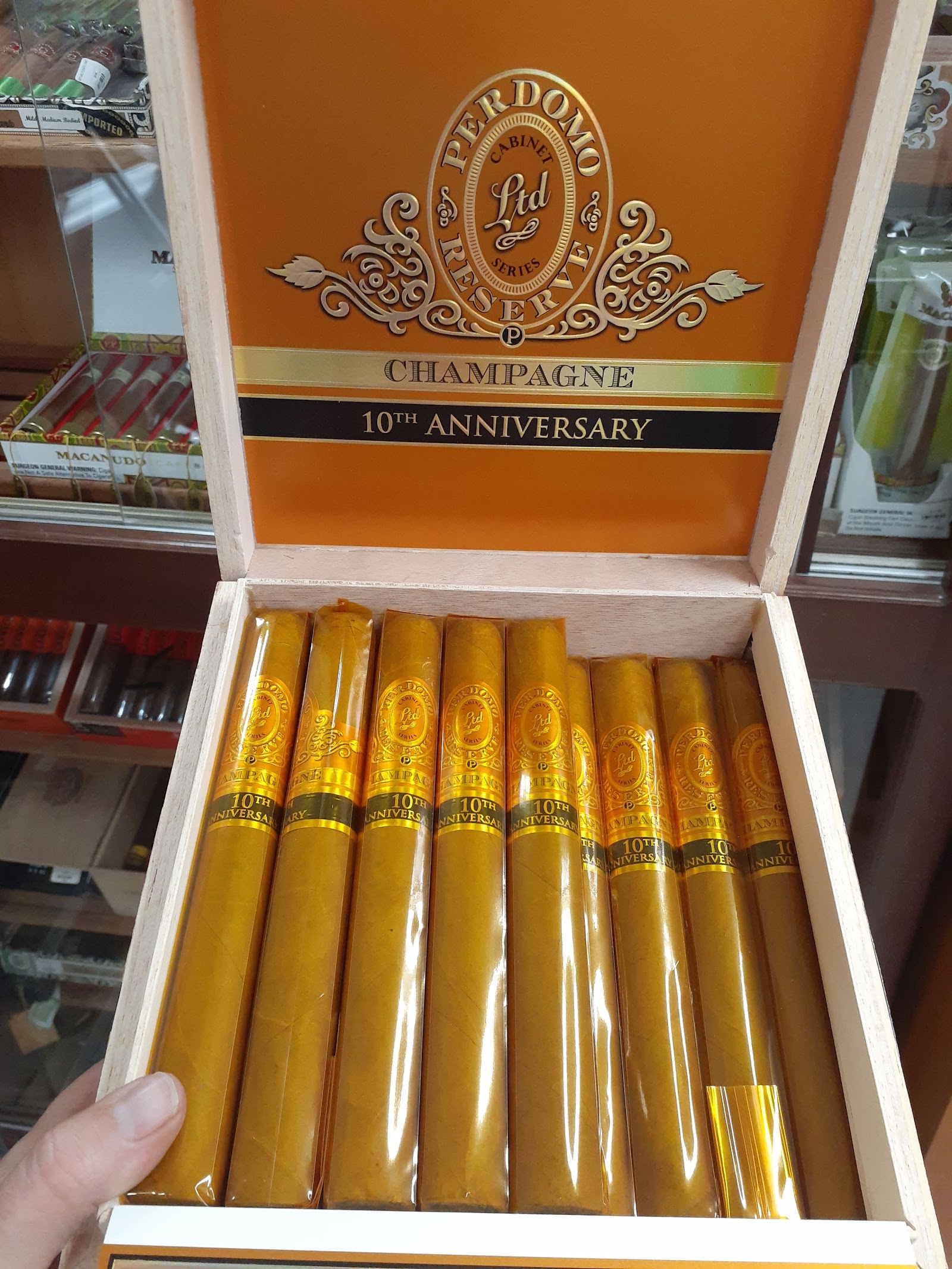 Salida Cutlery & Smoke Shop photo 7