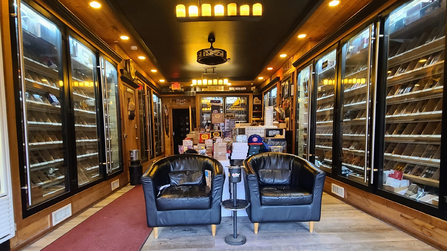 Sanj's Smoke Shop photo 3