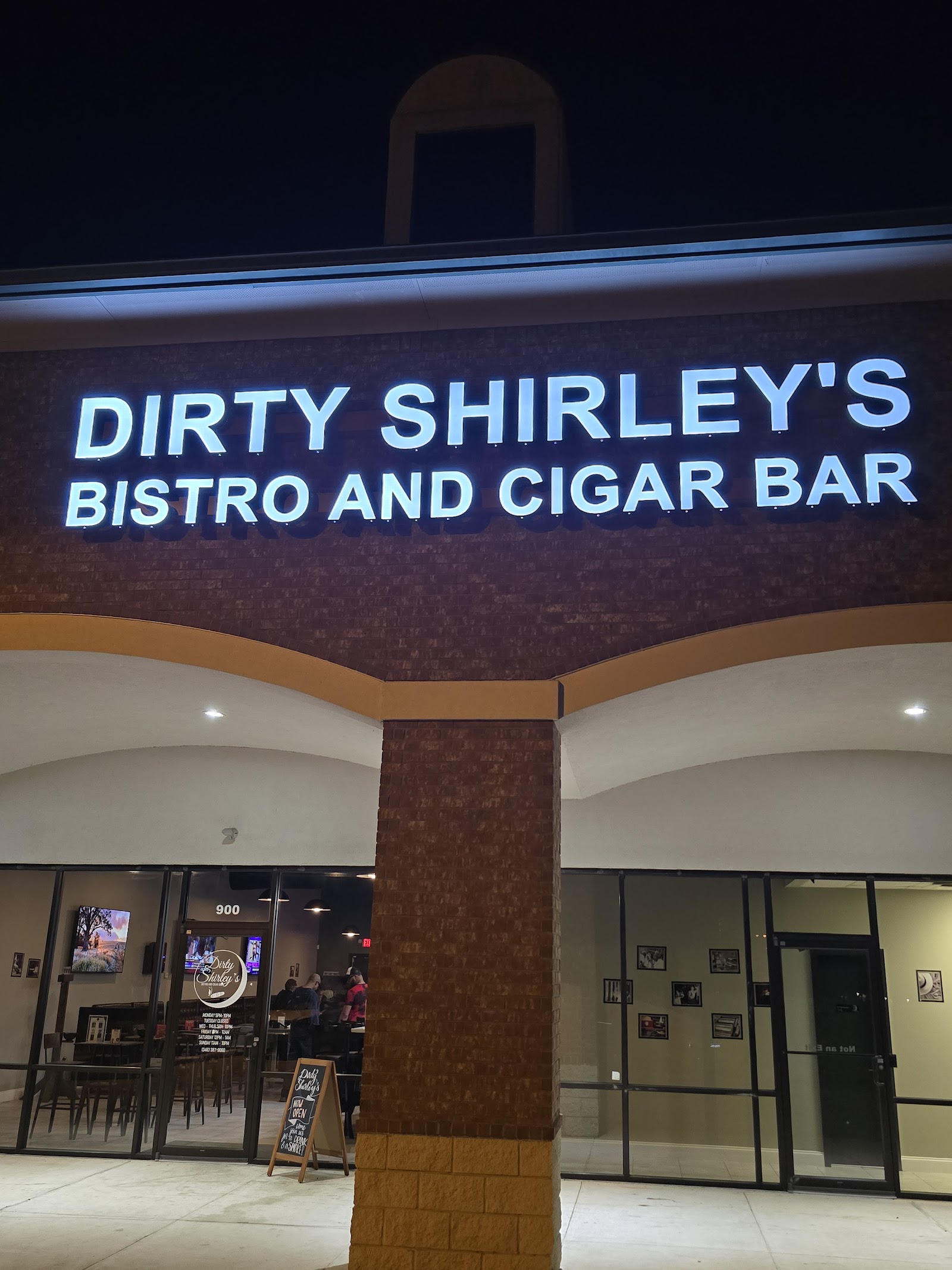 SBR Realty and Investments LLC DBA Dirty Shirley’s Bistro and Cigar Bar photo 4